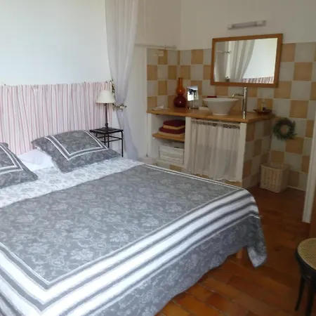 Hotel Mas De Valiguiere